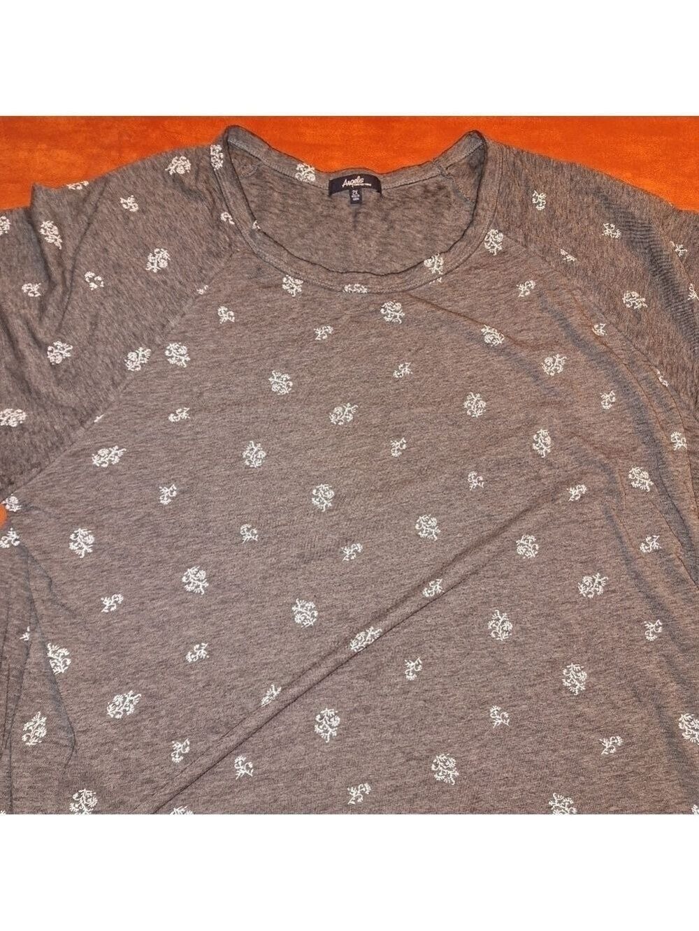 Angels Gray Mid Length Sleeve Top Size 2XL